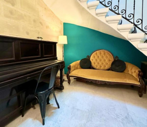 Charming Sliema Home! Steps from Sea & Promenade